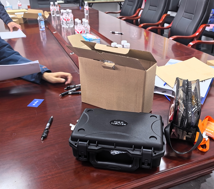 宇東技術(shù)5G單兵圖傳---某應(yīng)急通信管理局設(shè)備驗(yàn)收現(xiàn)場(chǎng)